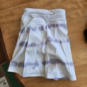 Lululemon White and Purple Skirt